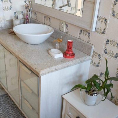 Casa Residencial com 280m², 3 quartos, 2 suítes, 1 garagem, no bairro Itaguaçu em Florianópolis