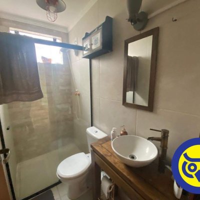 Casa Residencial com 280m², 3 quartos, 2 suítes, 1 garagem, no bairro Itaguaçu em Florianópolis