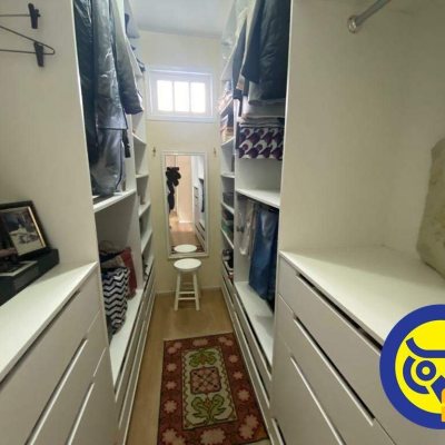 Casa Residencial com 254m², 4 quartos, 1 suíte, 2 garagens, no bairro Agronômica em Florianópolis