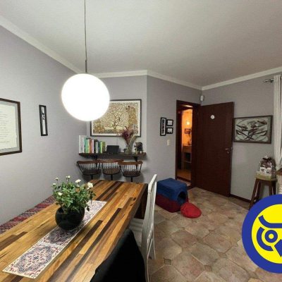 Casa Residencial com 205m², 3 quartos, 2 suítes, 2 garagens, no bairro Pantanal em Florianópolis