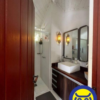 Casa Residencial com 205m², 3 quartos, 2 suítes, 2 garagens, no bairro Pantanal em Florianópolis