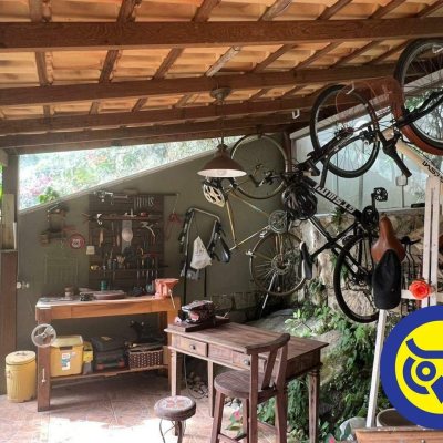 Casa Residencial com 205m², 3 quartos, 2 suítes, 2 garagens, no bairro Pantanal em Florianópolis