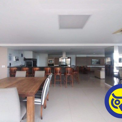 Apartamentos com 98m², 2 quartos, 1 suíte, 1 garagem, no bairro Santinho em Florianópolis