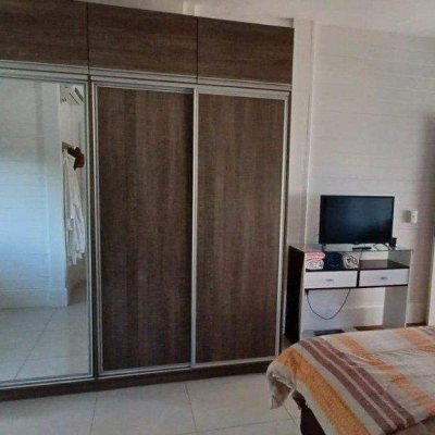 Casa Residencial com 360m², 3 quartos, 2 suítes, 2 garagens, no bairro Vargem Grande em Florianópolis