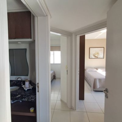 Apartamentos com 61m², 2 quartos, 1 suíte, 1 garagem, no bairro Canasvieiras em Florianópolis