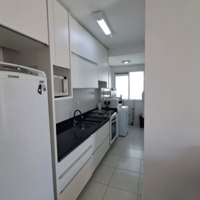 Apartamentos com 61m², 2 quartos, 1 suíte, 1 garagem, no bairro Canasvieiras em Florianópolis