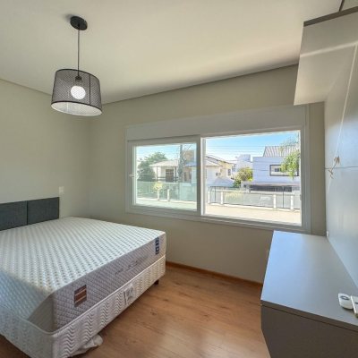 Casa Residencial com 242m², 4 quartos, 3 suítes, 4 garagens, no bairro Jurerê Internacional em Florianópolis