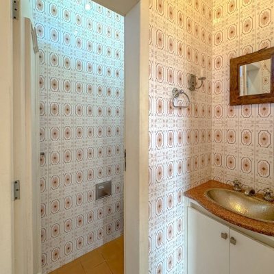 Casa Residencial com 340m², 4 quartos, 4 suítes, 4 garagens, no bairro Trindade em Florianópolis