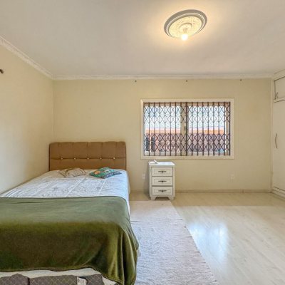 Casa Residencial com 340m², 4 quartos, 4 suítes, 4 garagens, no bairro Trindade em Florianópolis