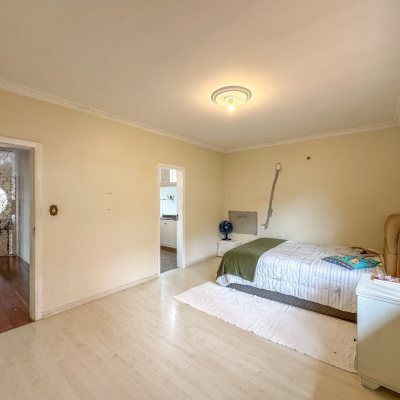 Casa Residencial com 340m², 4 quartos, 4 suítes, 4 garagens, no bairro Trindade em Florianópolis