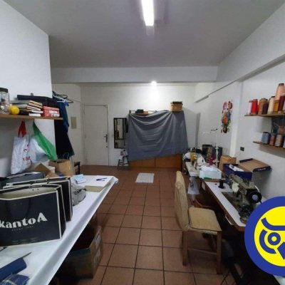 Sala com 32m², no bairro Centro em Florianópolis