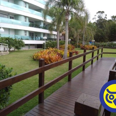 Cobertura com 265m², 3 quartos, 3 suítes, 2 garagens, no bairro Cachoeira Do Bom Jesus em Florianópolis