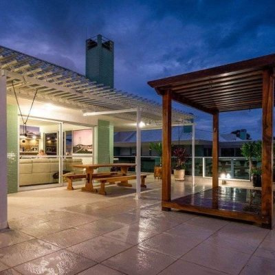 Cobertura com 265m², 3 quartos, 3 suítes, 2 garagens, no bairro Cachoeira Do Bom Jesus em Florianópolis