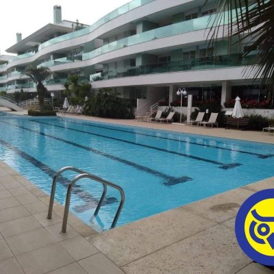 Cobertura com 265m², 3 quartos, 3 suítes, 2 garagens, no bairro Cachoeira Do Bom Jesus em Florianópolis