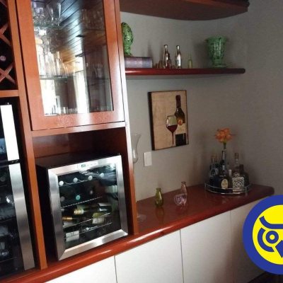 Cobertura com 360m², 5 quartos, 3 suítes, 3 garagens, no bairro Centro em Florianópolis