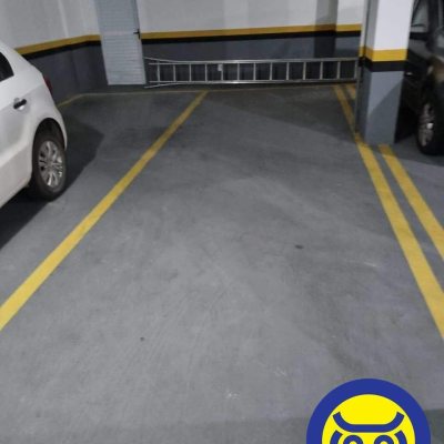 Sala com 30m², 2 garagens, no bairro Centro em Florianópolis