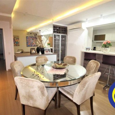 Apartamentos com 168m², 4 quartos, 3 suítes, 2 garagens, no bairro Cacupé em Florianópolis