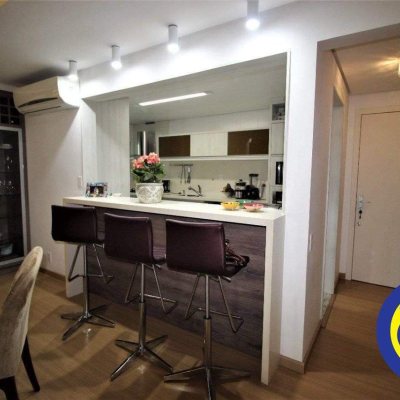 Apartamentos com 168m², 4 quartos, 3 suítes, 2 garagens, no bairro Cacupé em Florianópolis
