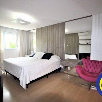 Apartamentos com 168m², 4 quartos, 3 suítes, 2 garagens, no bairro Cacupé em Florianópolis
