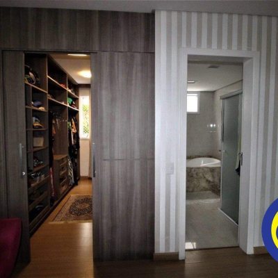 Apartamentos com 168m², 4 quartos, 3 suítes, 2 garagens, no bairro Cacupé em Florianópolis