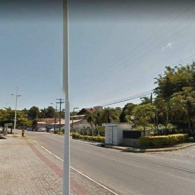Casa em Condomínio com 349m², 6 quartos, 3 suítes, 3 garagens, no bairro Cacupé em Florianópolis