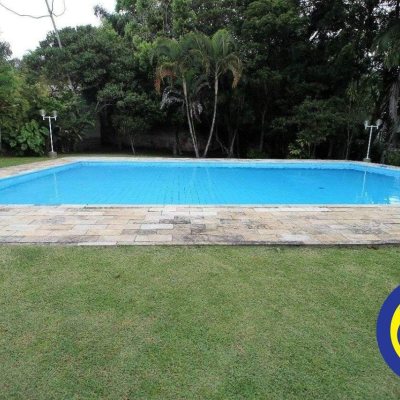 Casa em Condomínio com 349m², 6 quartos, 3 suítes, 3 garagens, no bairro Cacupé em Florianópolis