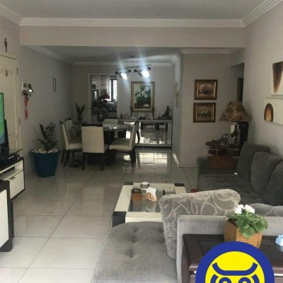 Apartamentos com 274m², 3 quartos, 1 suíte, 1 garagem, no bairro Centro em Florianópolis