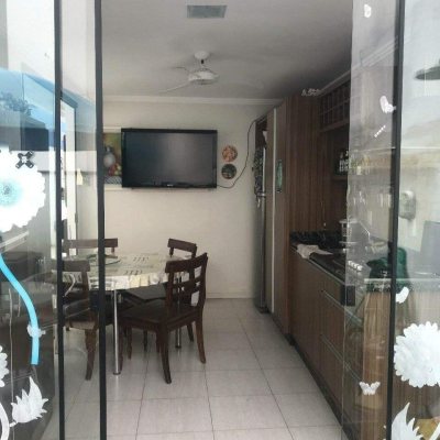 Apartamentos com 274m², 3 quartos, 1 suíte, 1 garagem, no bairro Centro em Florianópolis