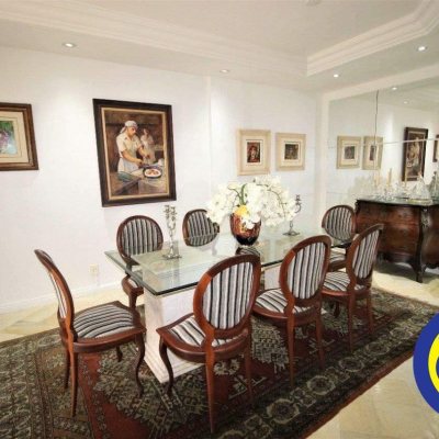 Apartamentos com 236m², 3 quartos, 2 suítes, 2 garagens, no bairro Agronômica em Florianópolis