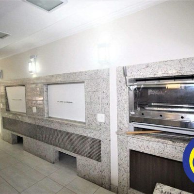 Apartamentos com 236m², 3 quartos, 2 suítes, 2 garagens, no bairro Agronômica em Florianópolis