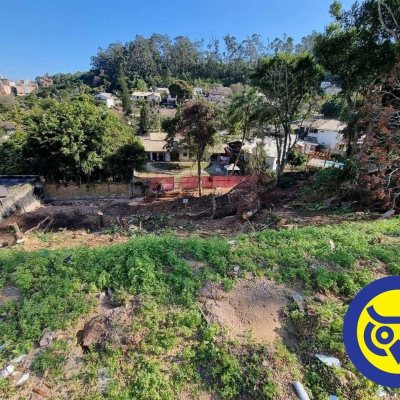 Terreno Comercial/Residencial com 912m², no bairro Carvoeira em Florianópolis