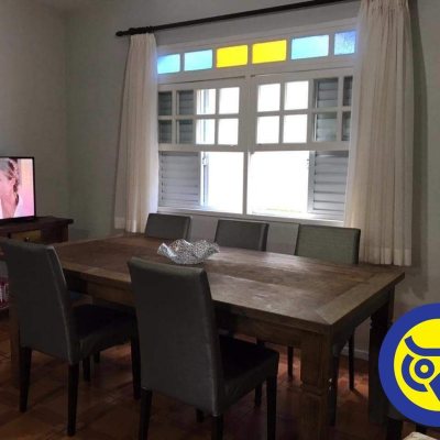 Casa Residencial com 191m², 4 quartos, 1 suíte, 2 garagens, no bairro Centro em Florianópolis