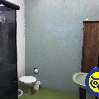 Casa Residencial com 191m², 4 quartos, 1 suíte, 2 garagens, no bairro Centro em Florianópolis