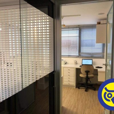 Sala com 24m², 1 garagem, no bairro Centro em Florianópolis