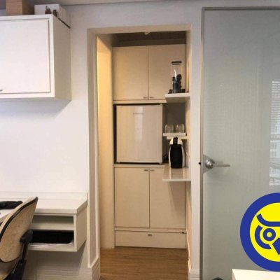 Sala com 24m², 1 garagem, no bairro Centro em Florianópolis