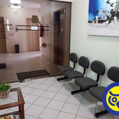 Sala com 42m², no bairro Centro em Florianópolis