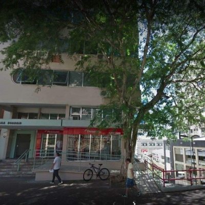 Sala com 42m², no bairro Centro em Florianópolis
