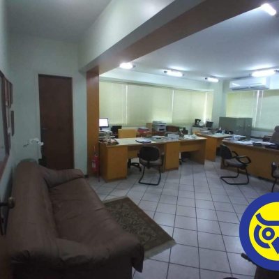 Sala com 49m², no bairro Centro em Florianópolis