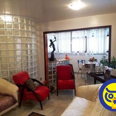 Cobertura com 226m², 4 quartos, 2 suítes, 2 garagens, no bairro Centro em Florianópolis