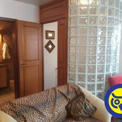 Cobertura com 226m², 4 quartos, 2 suítes, 2 garagens, no bairro Centro em Florianópolis