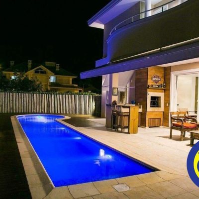Casa Residencial com 436m², 4 quartos, 4 suítes, 6 garagens, no bairro Jurerê Internacional em Florianópolis