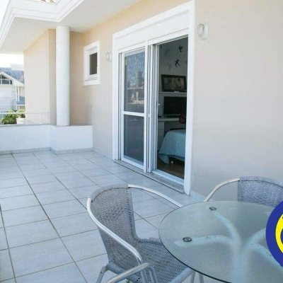 Casa Residencial com 436m², 4 quartos, 4 suítes, 6 garagens, no bairro Jurerê Internacional em Florianópolis