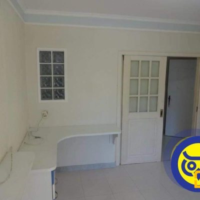 Sala com 47m², no bairro Centro em Florianópolis
