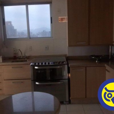 Cobertura com 348m², 3 quartos, 2 suítes, 4 garagens, no bairro Estreito em Florianópolis