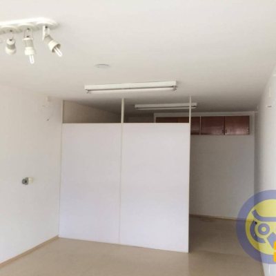 Sala com 40m², no bairro Centro em Florianópolis