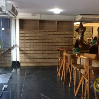 Sala com 40m², no bairro Centro em Florianópolis