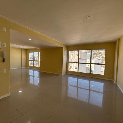 Sala com 67m², 178 garagens, no bairro Centro em Florianópolis