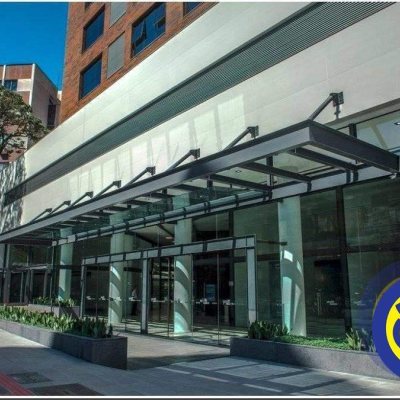 Sala com 67m², 178 garagens, no bairro Centro em Florianópolis