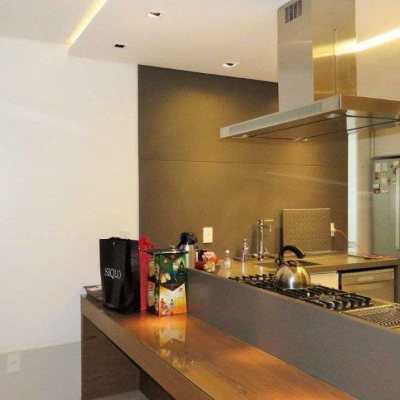 Apartamentos com 117m², 3 quartos, 3 suítes, 3 garagens, no bairro Centro em Florianópolis