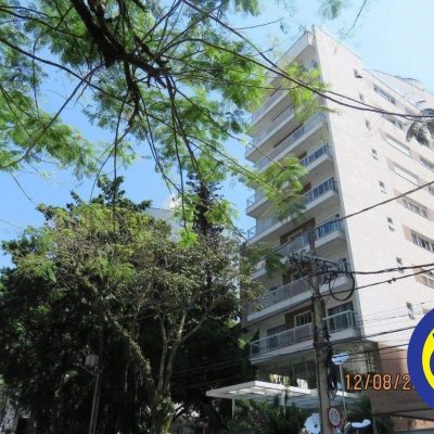 Apartamentos com 117m², 3 quartos, 3 suítes, 3 garagens, no bairro Centro em Florianópolis